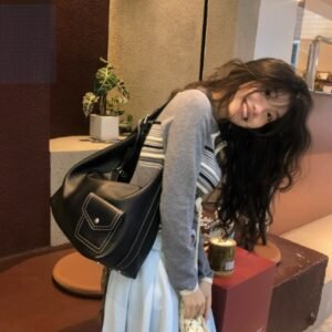 Cultivator原創簡約百搭大容量通勤休閒黑色單肩斜挎挎包托特包新